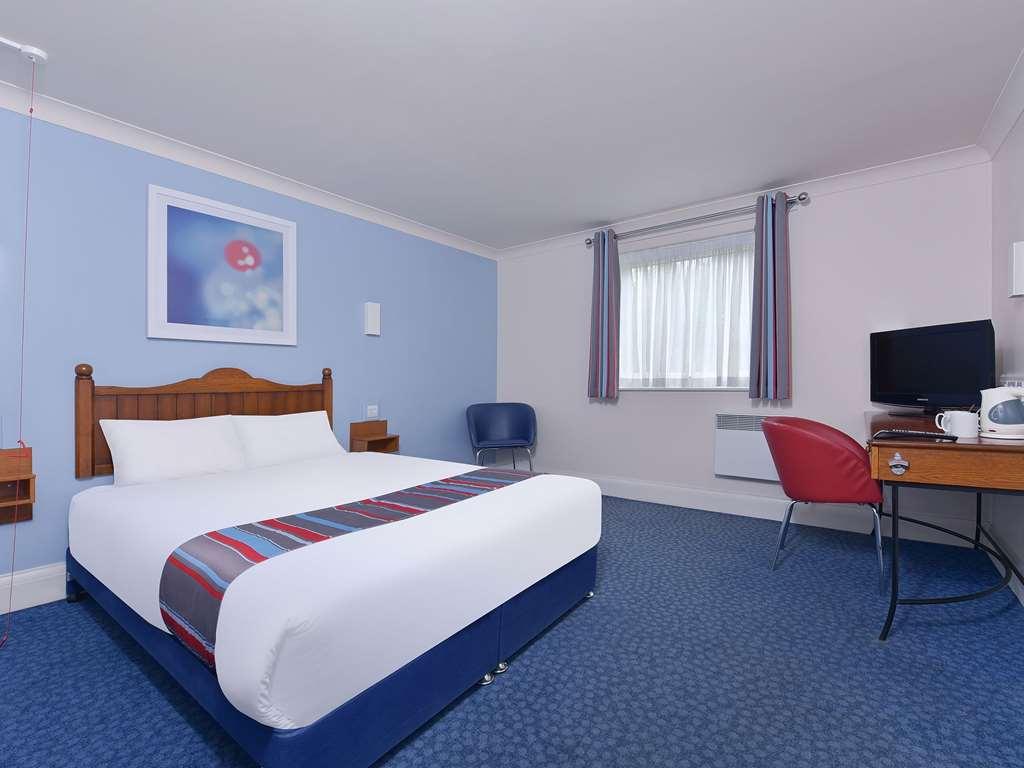 Travelodge Bromsgrove Marlbrook 客房 照片