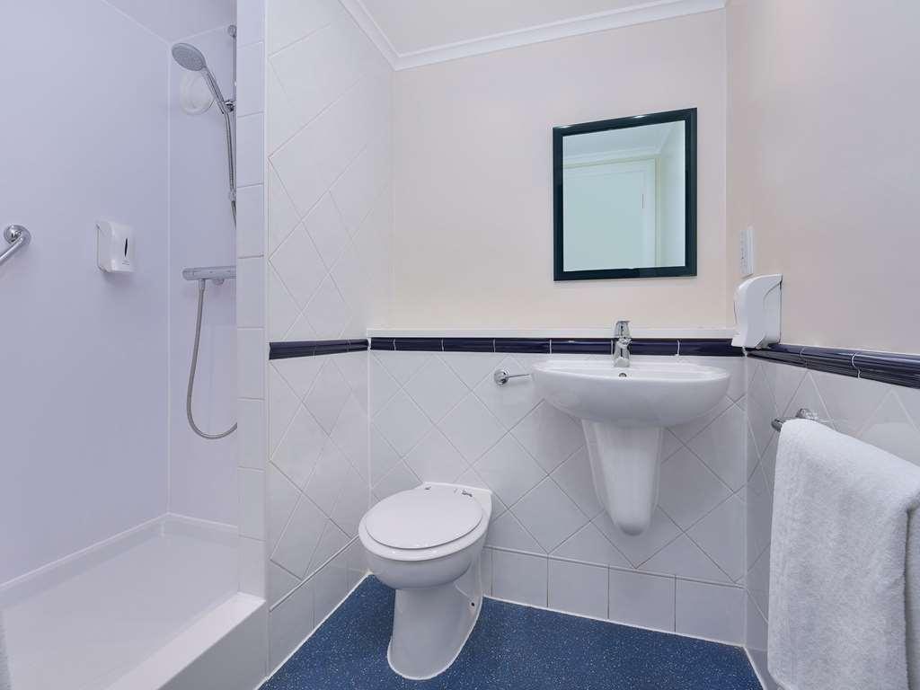 Travelodge Bromsgrove Marlbrook 客房 照片