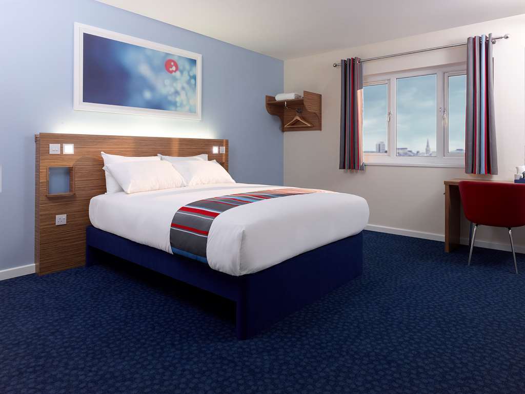 Travelodge Bromsgrove Marlbrook 客房 照片